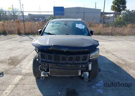 2018 Jeep Compass Sport 4X4 z USA, uszkodzony, nr VIN 3C4NJDAB2JT113401